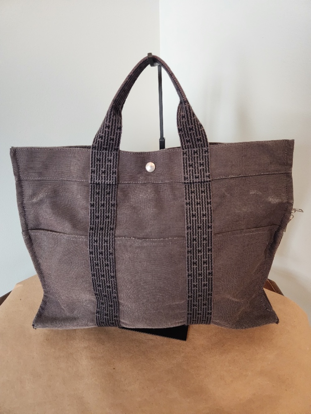 Hermes Herline MM Canvas Tote in Gray